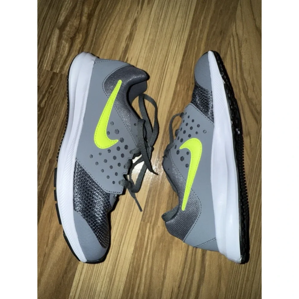 Nike new boys